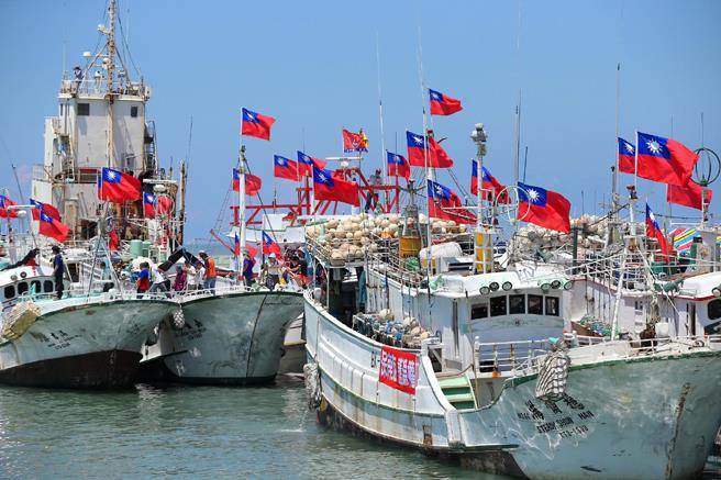 屏東漁民組成守護太平島船隊20日出發，預計25日抵達太平島